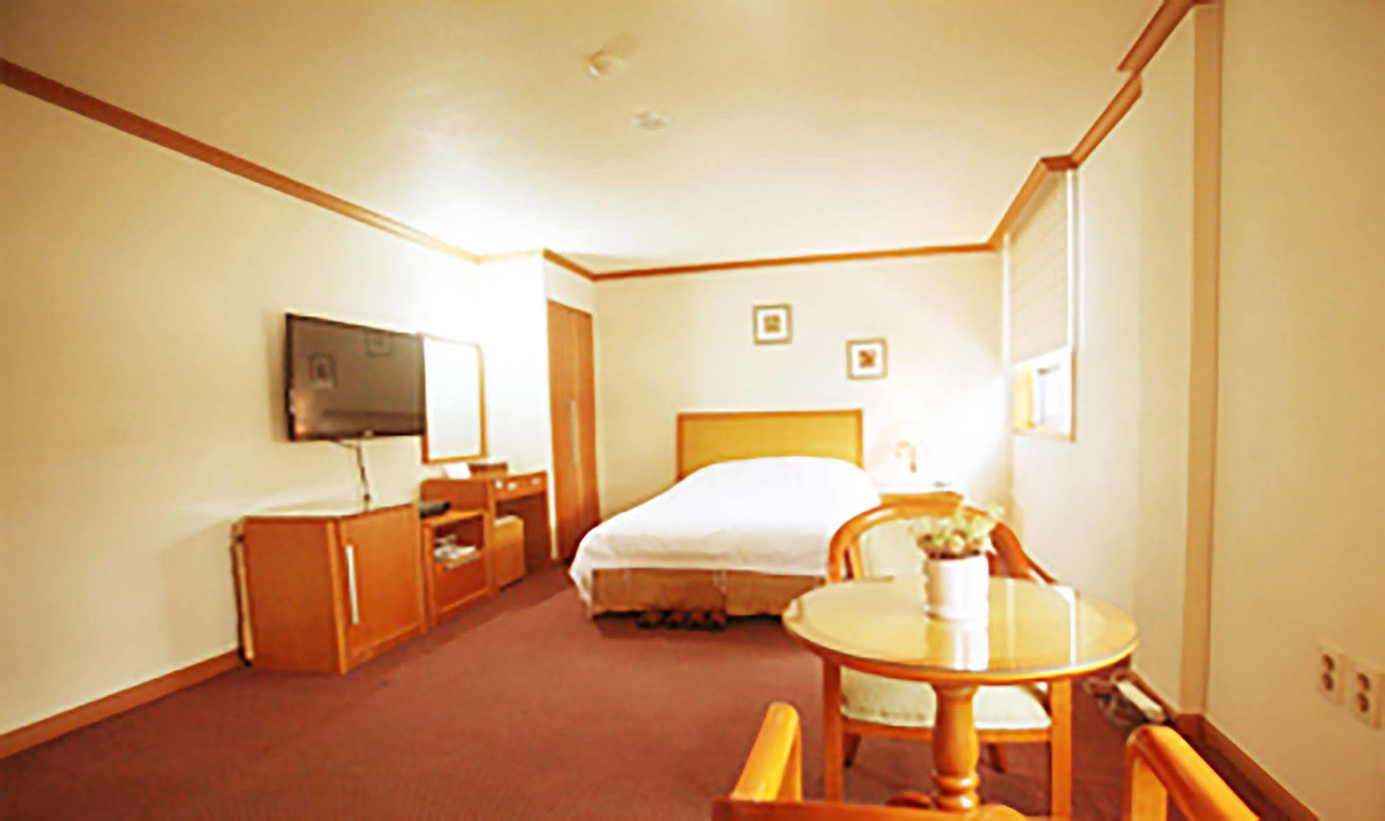 Suncheon Royal Tourist Hotel Exterior photo